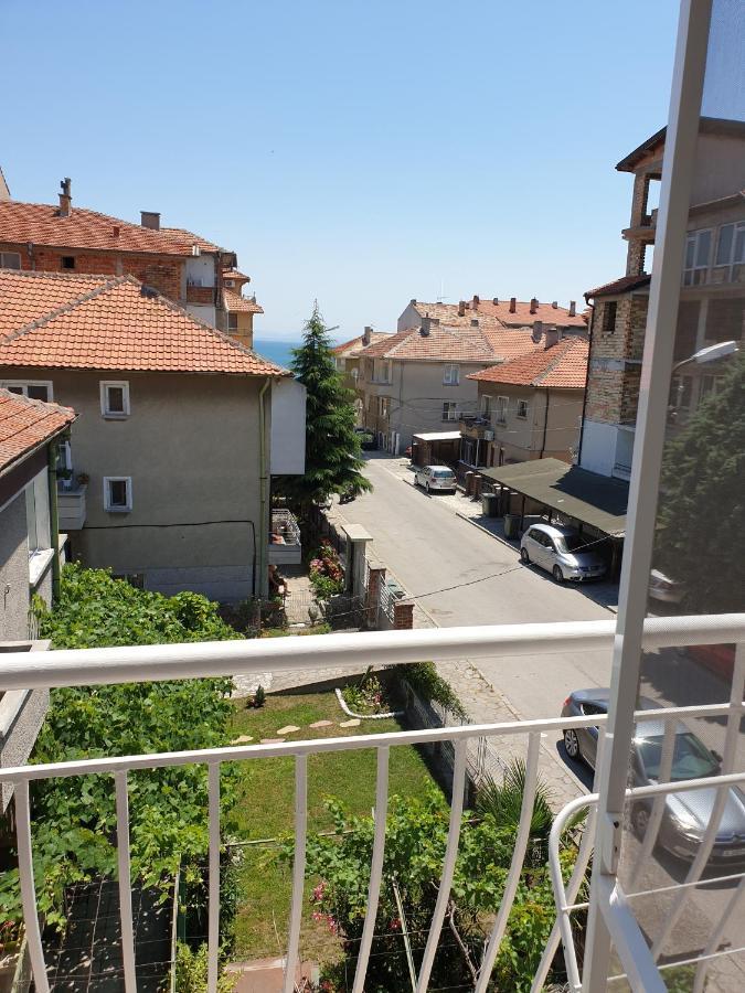 Guest House Taligarov Pomorie Exteriör bild