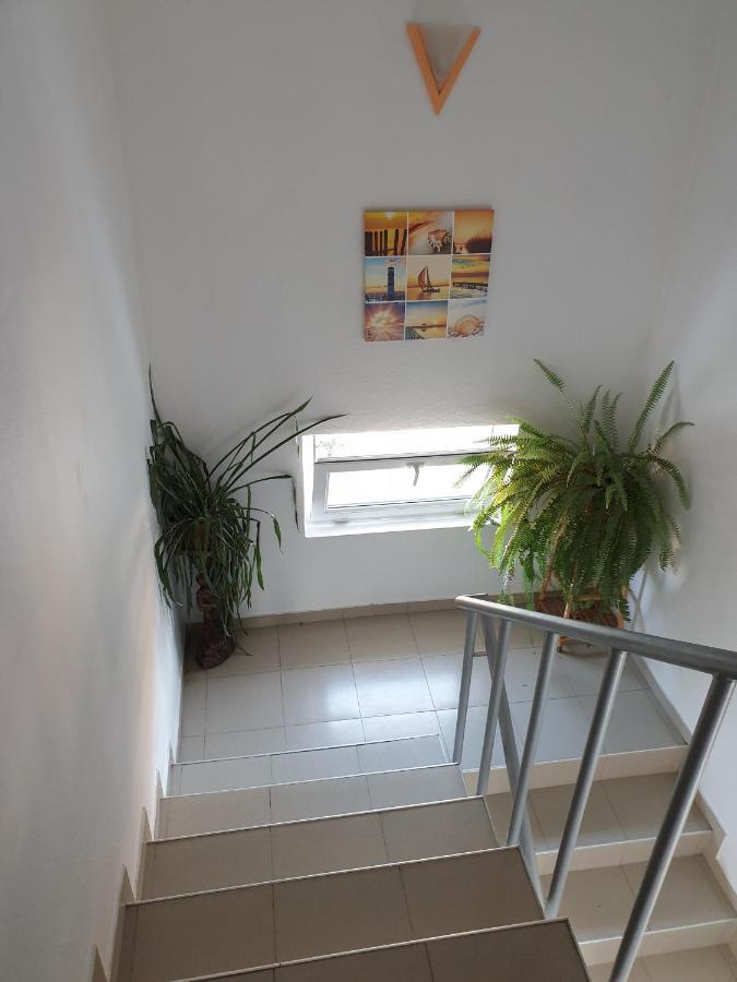 Guest House Taligarov Pomorie Exteriör bild