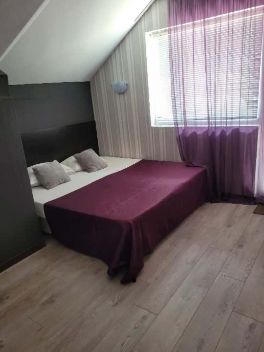 Guest House Taligarov Pomorie Exteriör bild